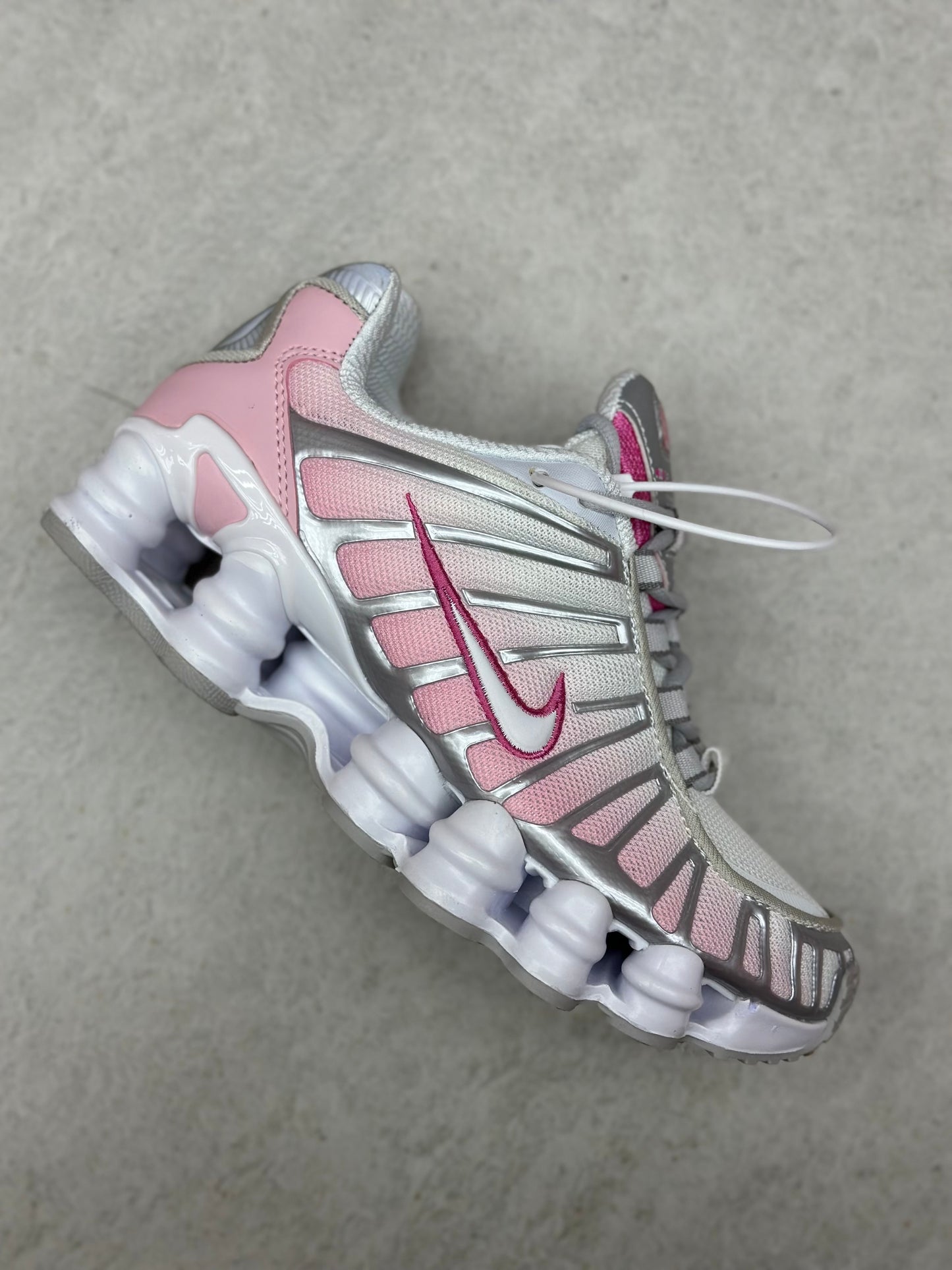 Nike Shox 12 resortes dama