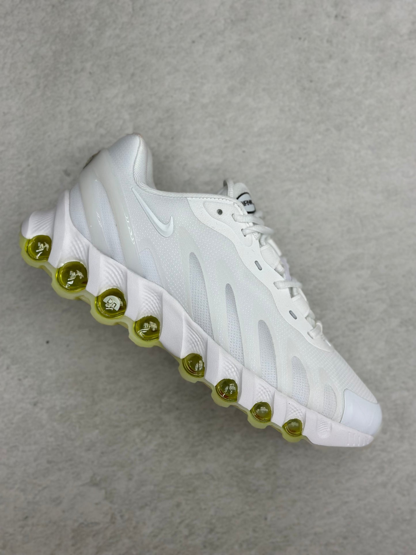 Nike DN 8 caballero