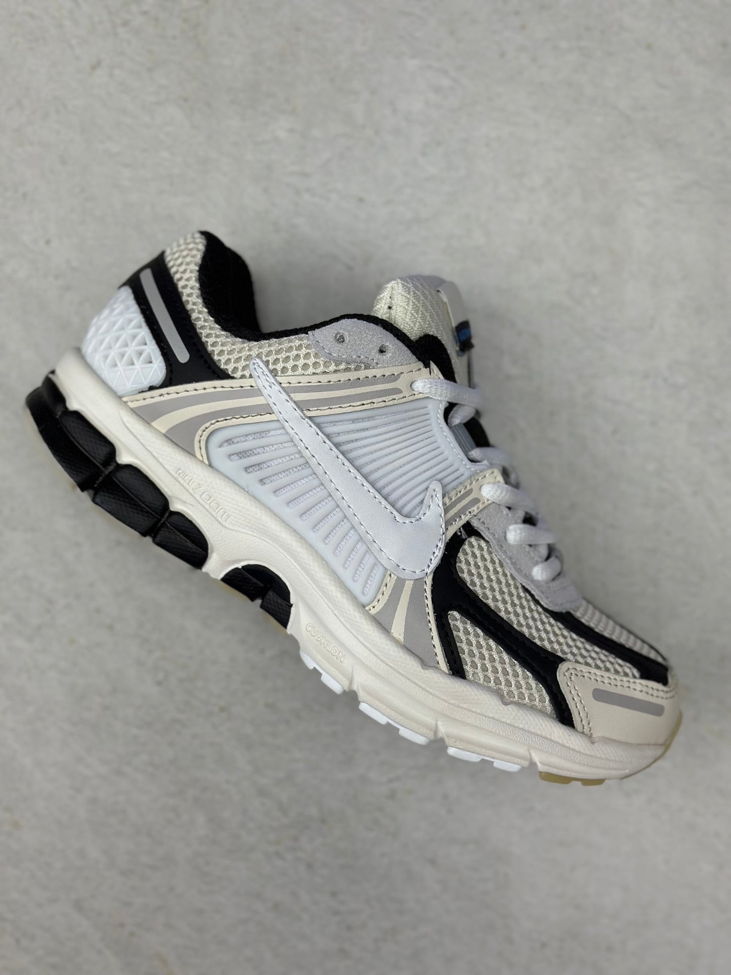 Nike Vomero 5 dama