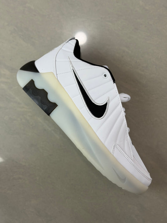 Lebron Witness 9 blanco caballero