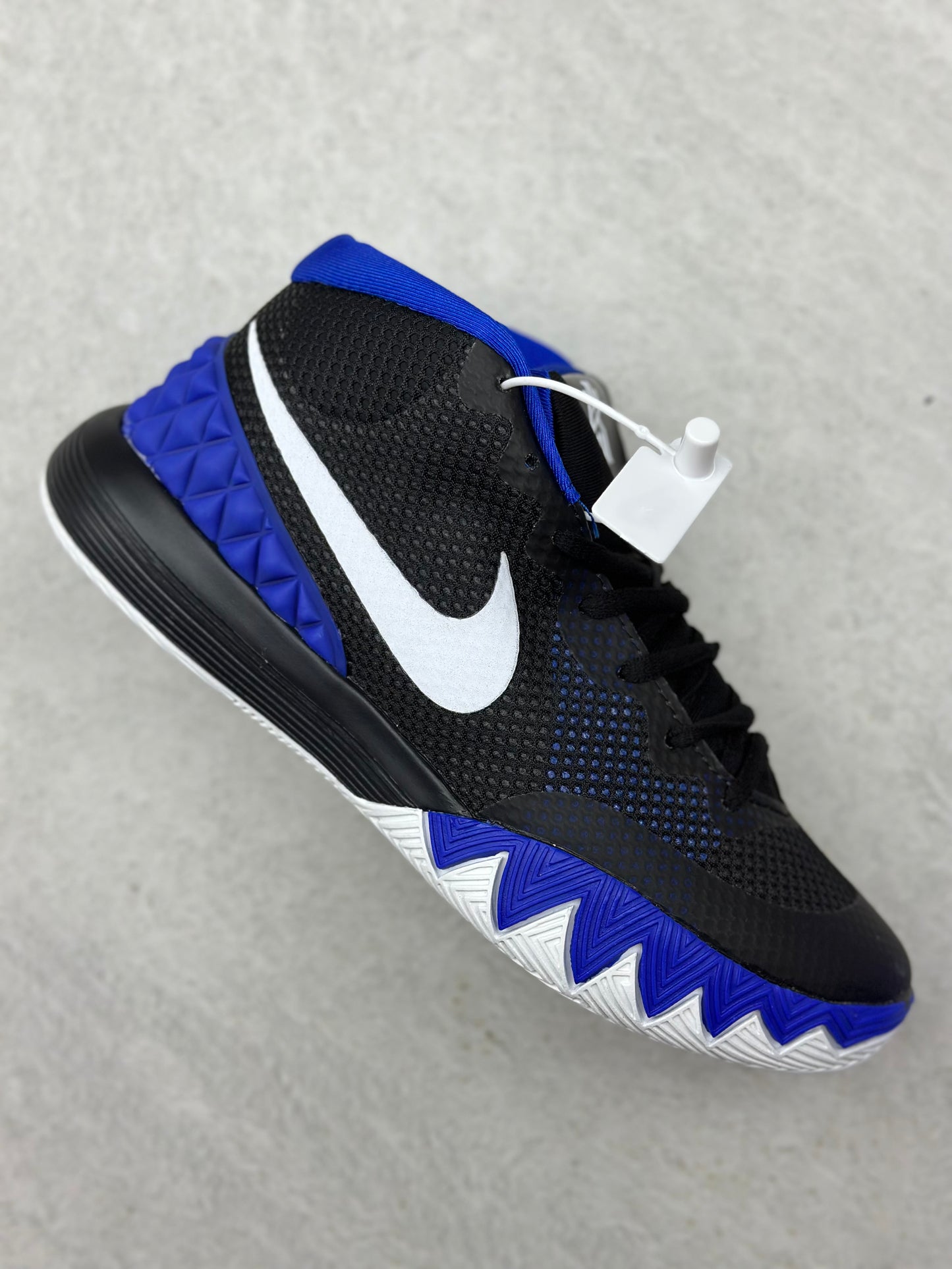 Kyrie Irving 1 caballero