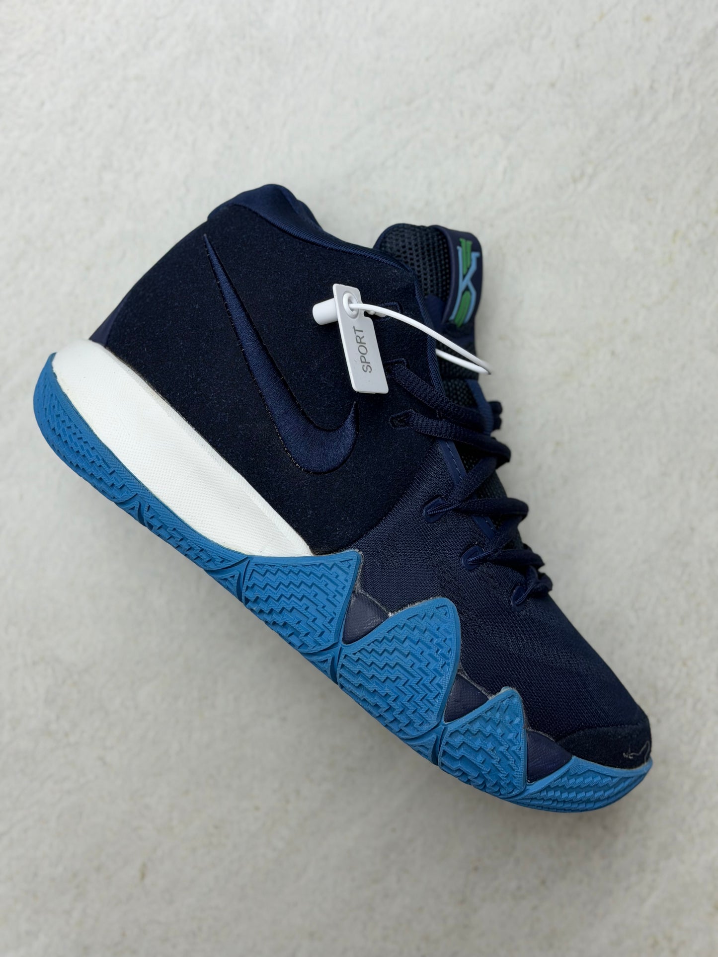 Kirie irving 4 caballero