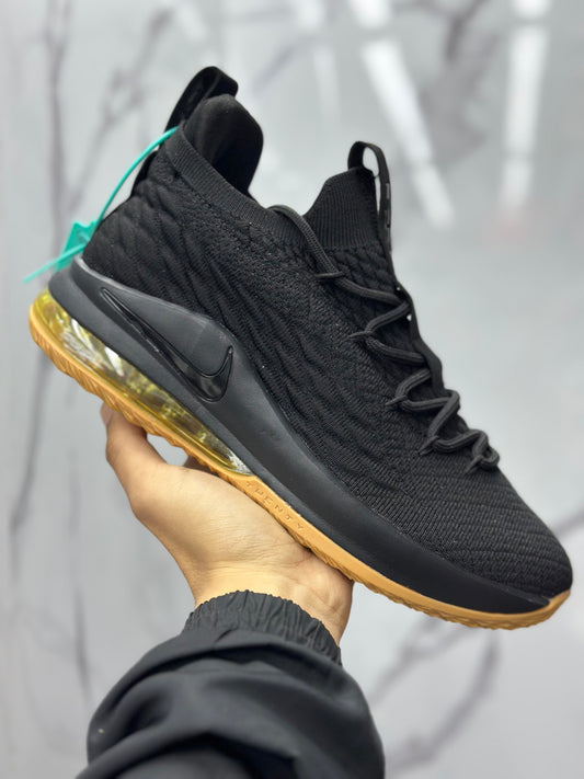 Lebron 15 caballero