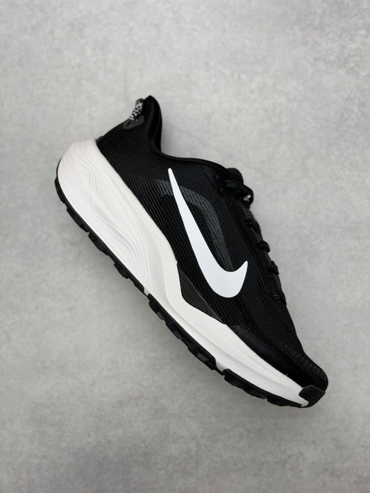 Nike ACG Pegasus trail negro blanco caballero