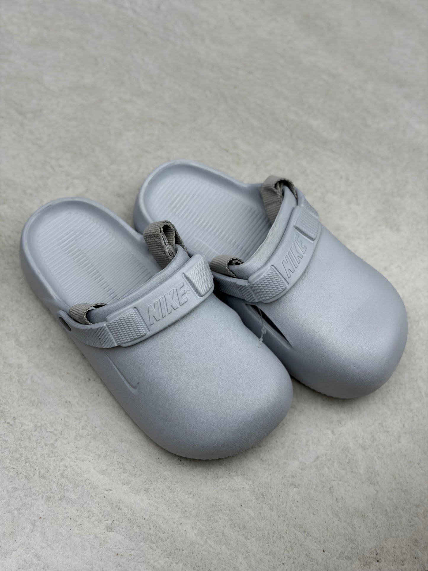 Chola Nike caballero