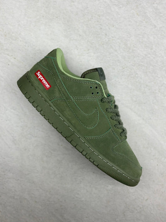 SB Dunk supreme caballero