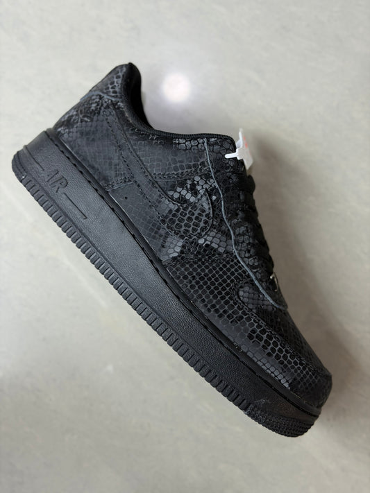 Air Force One Kobe negro caballero