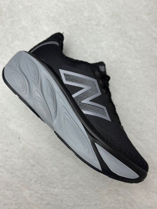 New Balance More Caballero