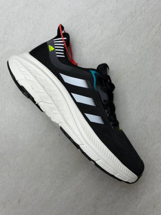 Adidas caballero