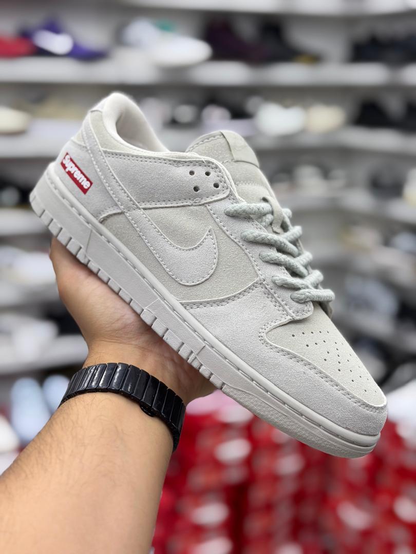 Sb dunk supreme beige caballero