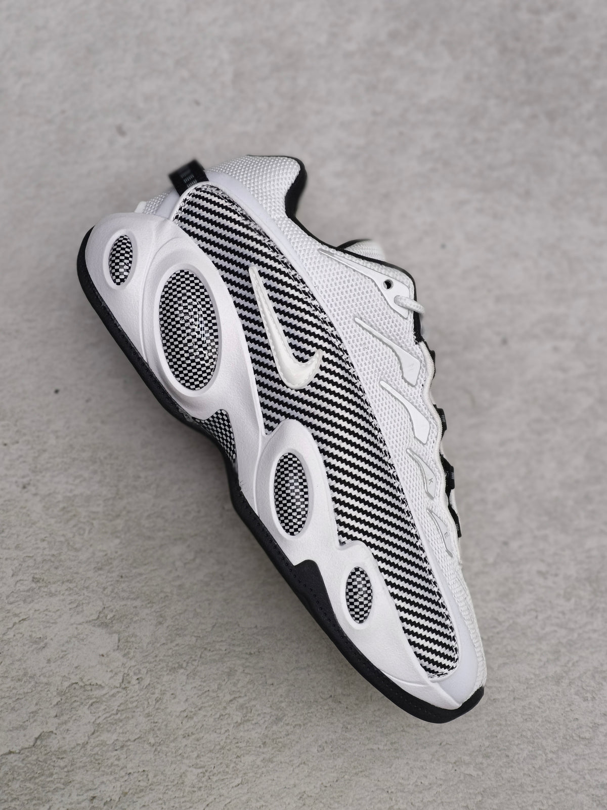 Nike Nocta Glide blanco/negro caballero