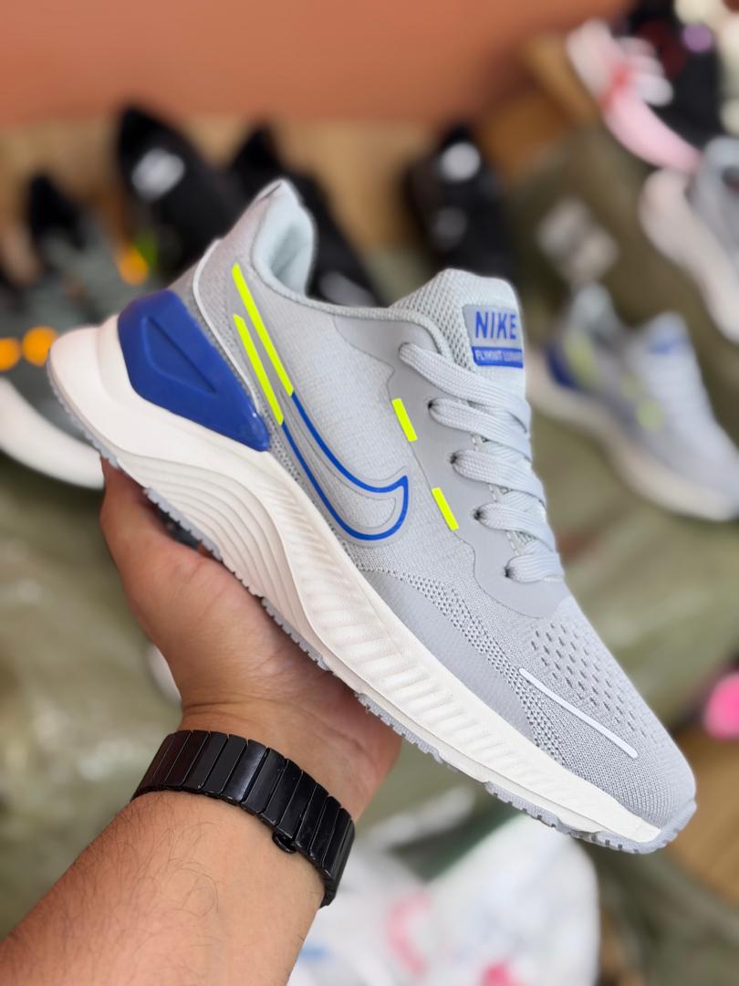 Nike promoción caballero