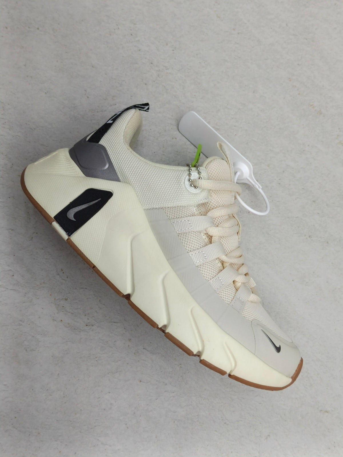 Nike Metcon 7 beige dama