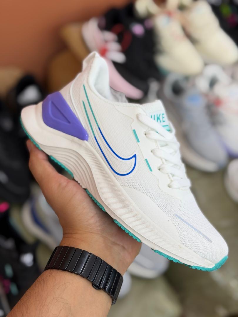 Nike promoción dama